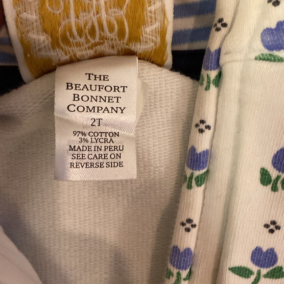 TBBC White Quarter Zip sweatshirt with tulips | Sz 2T - Picture 7 of 7